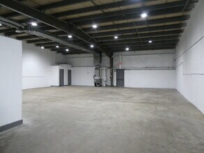 411 N Grove St, Berlin, NJ for lease Interior Photo- Image 2 of 10