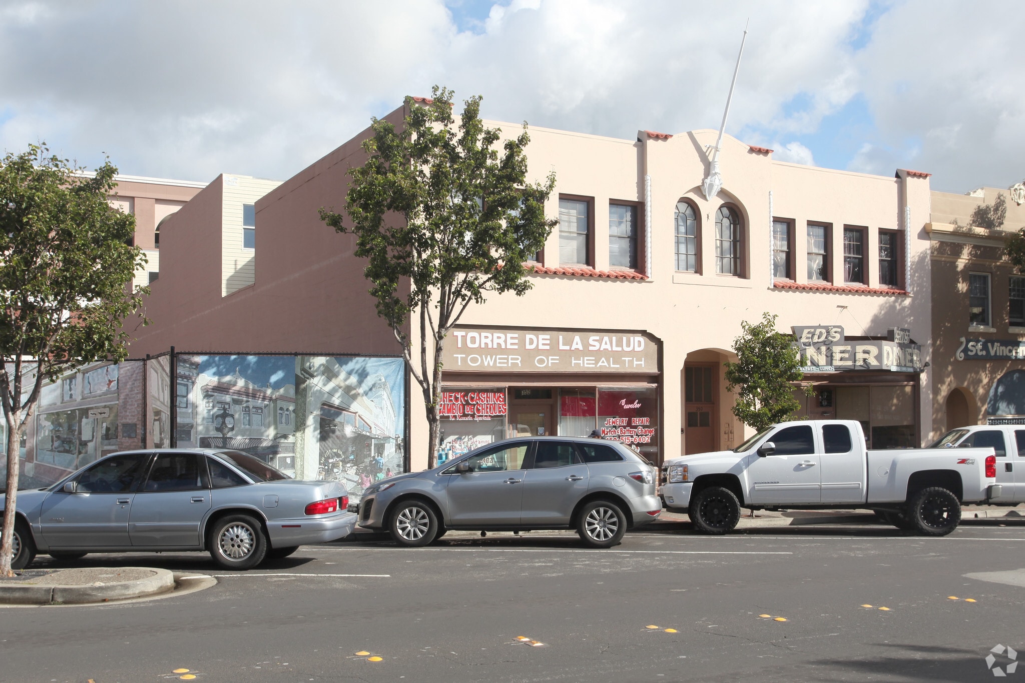 348 Grand Ave, South San Francisco, CA for lease Building Photo- Image 1 of 4