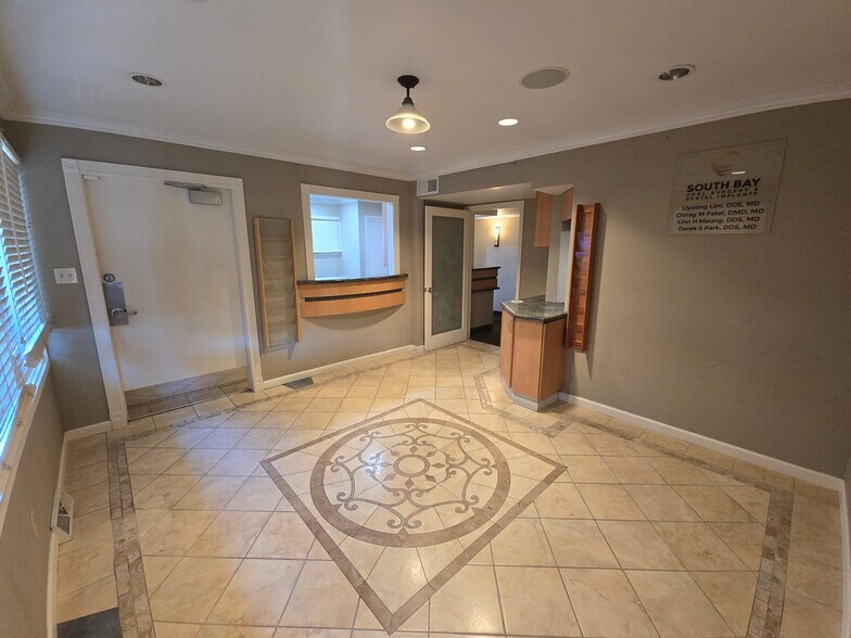 1200 Scott Blvd, Santa Clara, CA à louer - Photo du bâtiment - Image 2 de 12