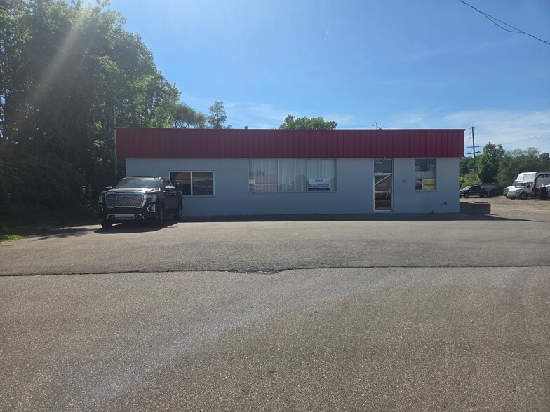 3880 S Baldwin Rd, Lake Orion, MI for sale - Building Photo - Image 2 of 11