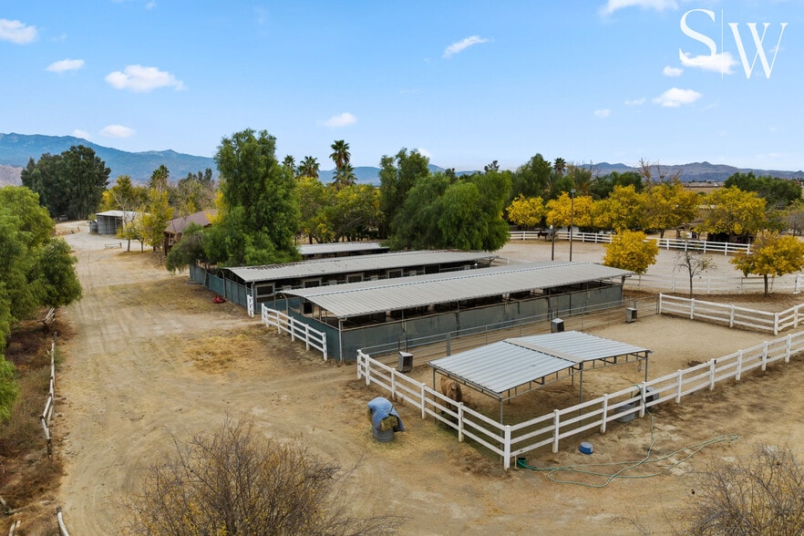 805 N Sanderson Ave, San Jacinto, CA for sale - Building Photo - Image 1 of 29