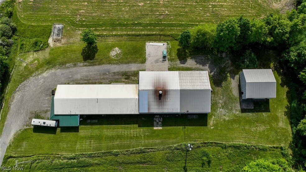 420 Merrill St, Andover, OH à vendre - Photo du bâtiment - Image 2 de 27