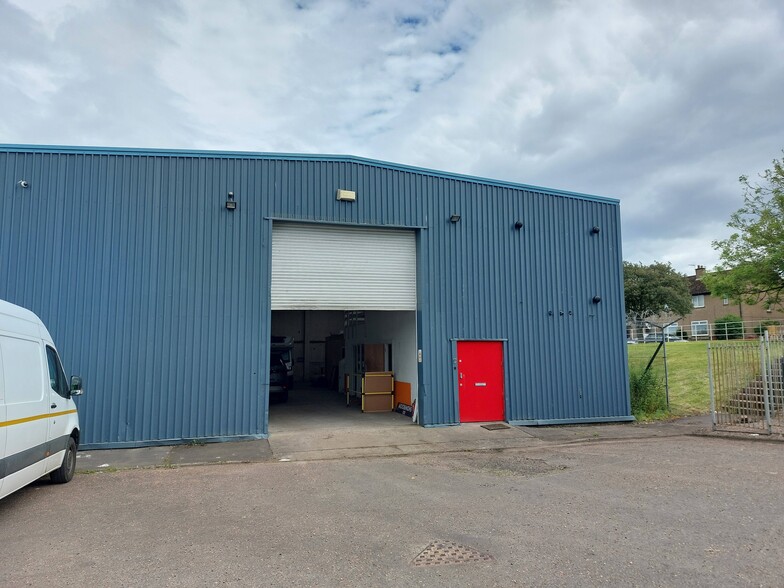Balunie Dr, Dundee à louer - Photo du bâtiment - Image 3 de 3