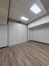 805 Secretary Dr, Arlington, TX for lease Interior Photo- Image 2 of 3