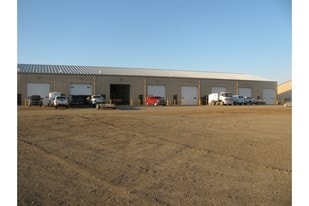 5051 Owan Industrial Park Dr, Williston ND - Entrepôt