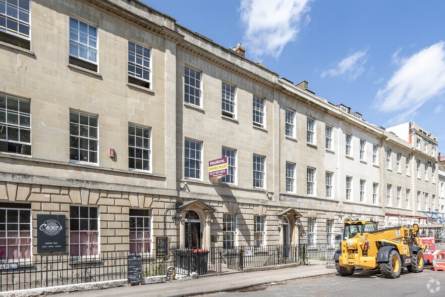 33 Portland Sq, Bristol for lease - Primary Photo - Image 1 of 3