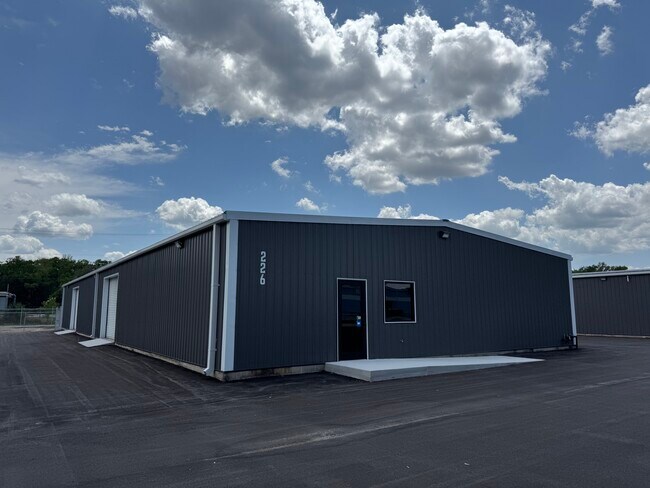 Plus de détails pour 226 Industrial Loop, Orange Park, FL - Industriel à louer