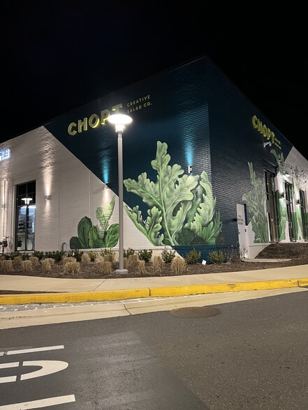 7717-7973 Tuckerman Ln, Potomac, MD for lease - Building Photo - Image 3 of 10