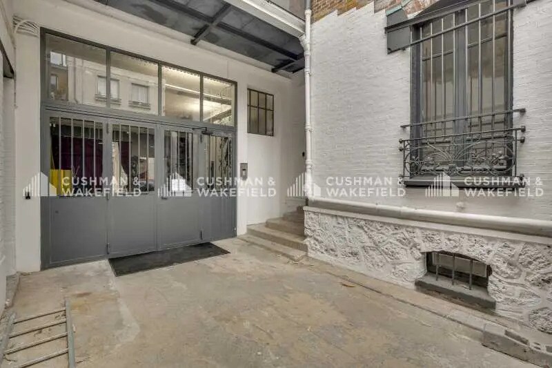 Bureau dans Montrouge à louer - Photo du bâtiment - Image 2 de 14