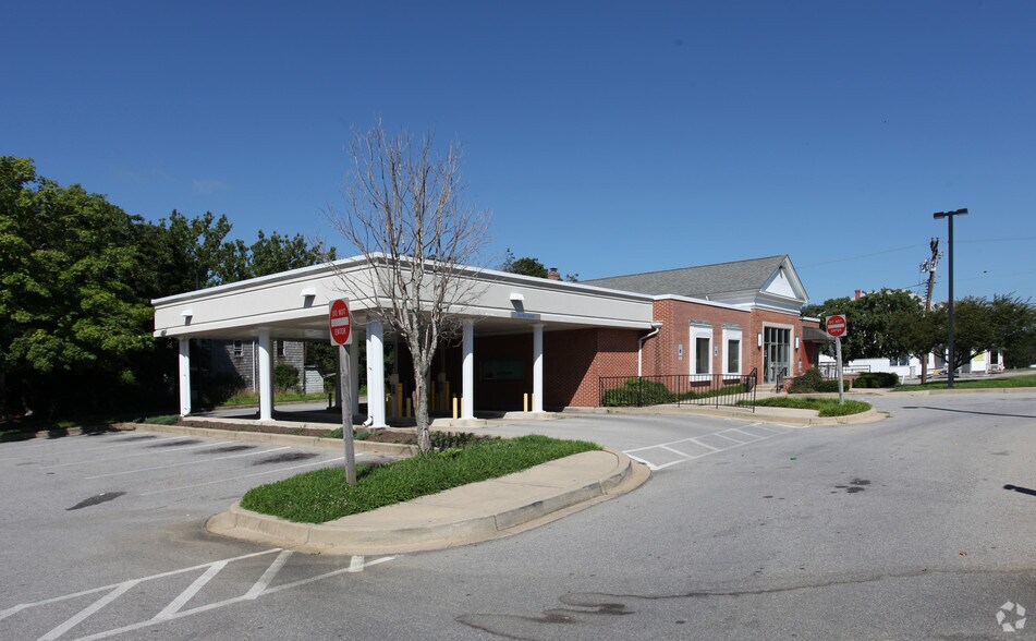 137 E Chesapeake Beach Rd, Owings, MD à vendre - Photo du bâtiment - Image 3 de 3