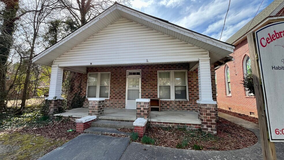 302 S Commerce St, Aulander, NC à vendre - Photo du bâtiment - Image 3 de 21