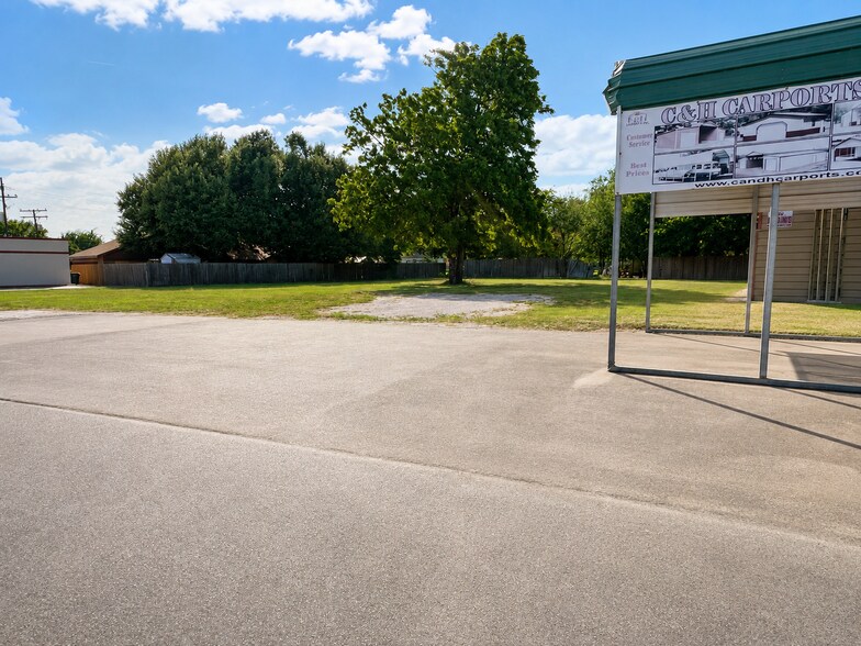 311 W US Highway 79, Franklin, TX à vendre - Autre - Image 1 de 2