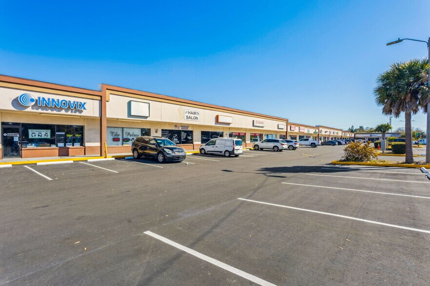 1479-1499 Belcher Rd S, Clearwater, FL à louer - Photo du bâtiment - Image 2 de 19