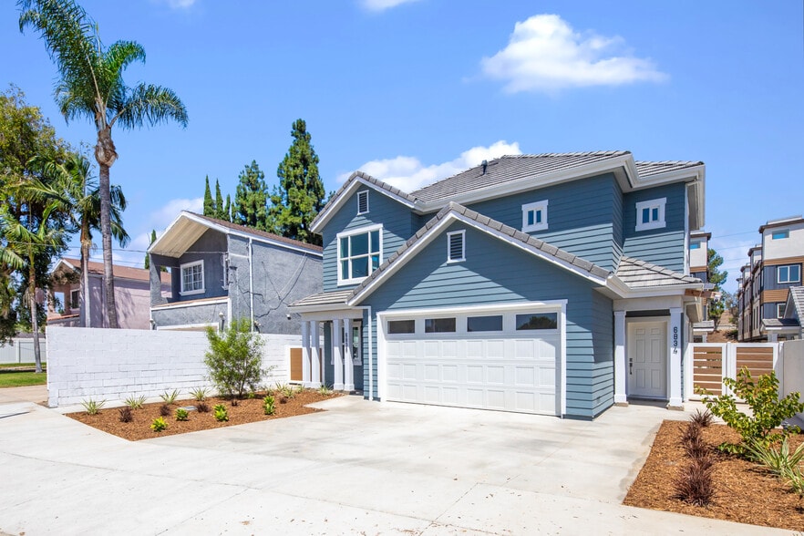 6836 Whitman Ave, Van Nuys, CA for sale - Building Photo - Image 3 of 30