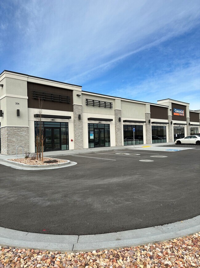 More details for 276 S 5600 W, Salt Lake City, UT - Retail for Lease