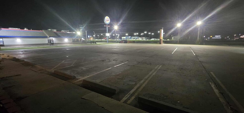 139 W Shawnee St, Muskogee, OK à vendre - Photo du bâtiment - Image 2 de 7