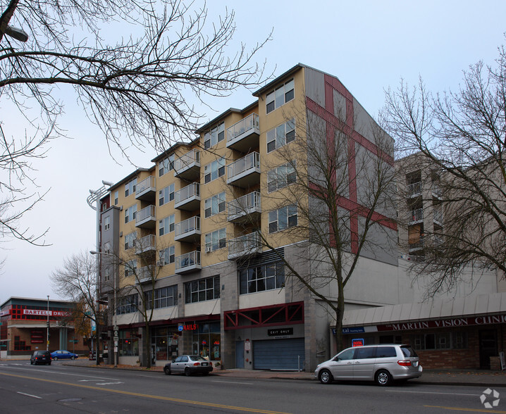 12500-12520 Lake City Way NE, Seattle, WA for lease - Building Photo - Image 2 of 7