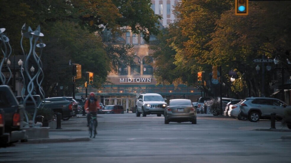 320 Shillington Cres, Saskatoon, SK à vendre - Vidéo sur l’inscription commerciale - Image 2 de 6