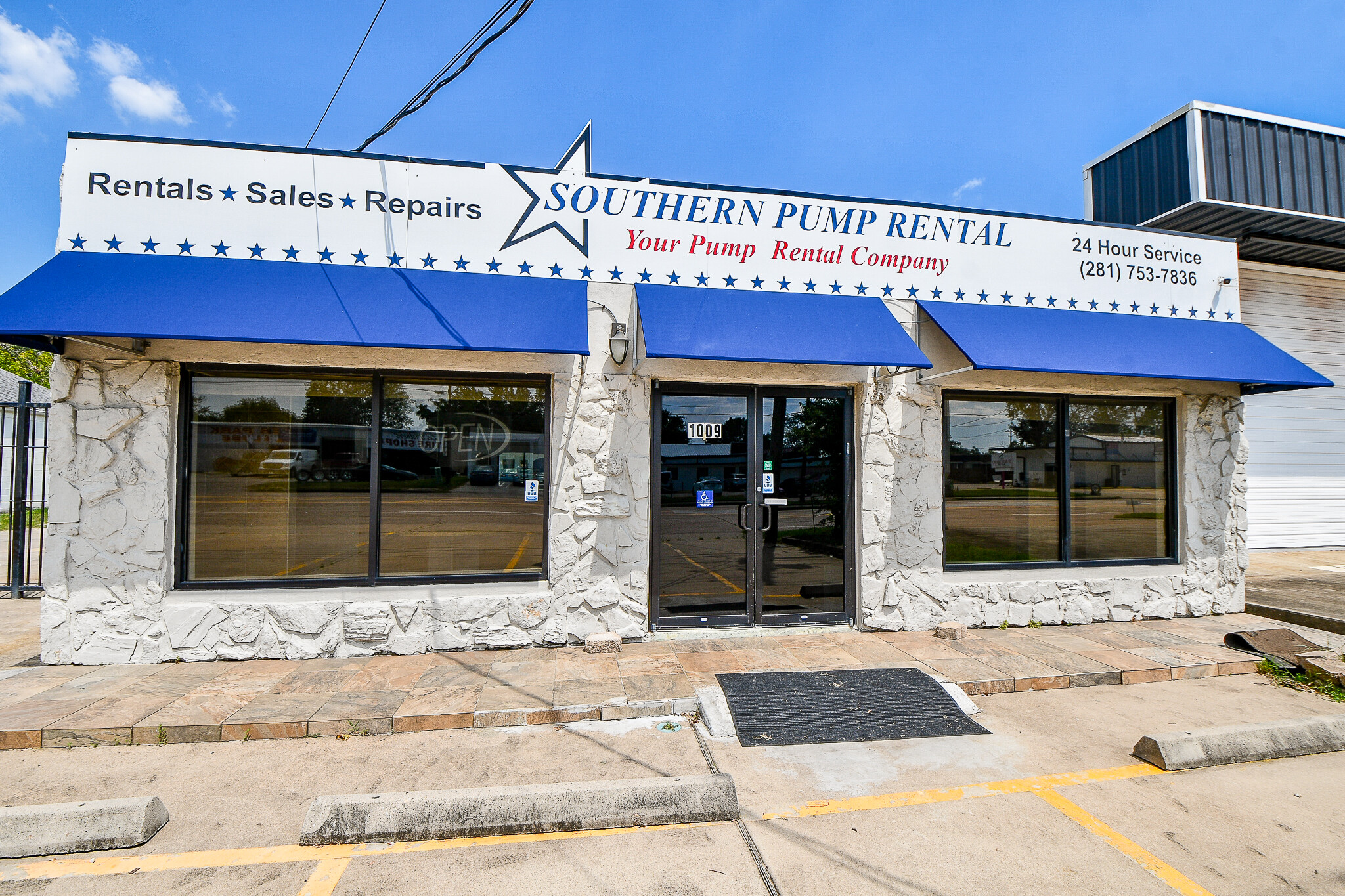 1009 Center St, Deer Park, TX for sale Building Photo- Image 1 of 15