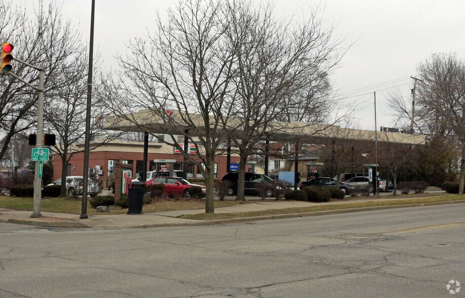 501 E La Salle Ave, South Bend, IN à louer - Photo du bâtiment - Image 2 de 2