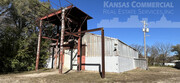 1801 SE Madison Ave, Topeka KS - Warehouse