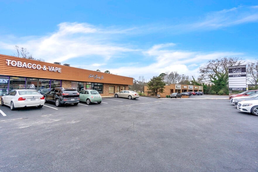 110 E Butler Rd, Mauldin, SC for sale - Building Photo - Image 2 of 23