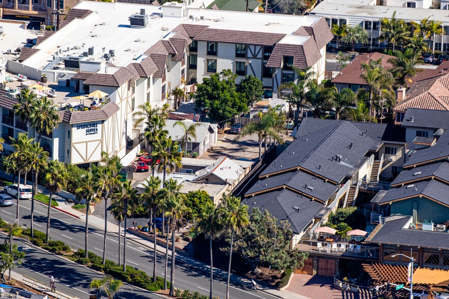 3056-3162 Carlsbad Blvd, Carlsbad, CA à vendre - Photo du bâtiment - Image 3 de 6