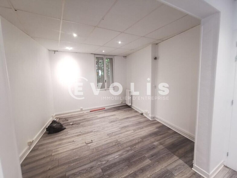 Bureau dans Montrouge à louer - Photo intérieure - Image 2 de 11