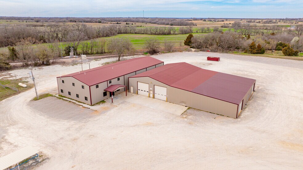 122 N Hickory, Roff, OK à vendre - Photo du bâtiment - Image 2 de 52