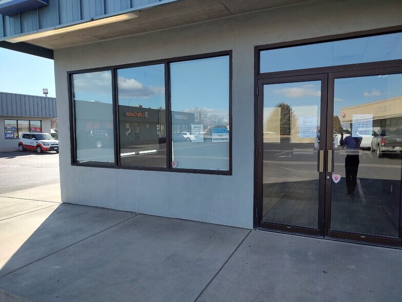 220-240 N Palmer St, Delta, CO à louer - Photo du bâtiment - Image 3 de 11