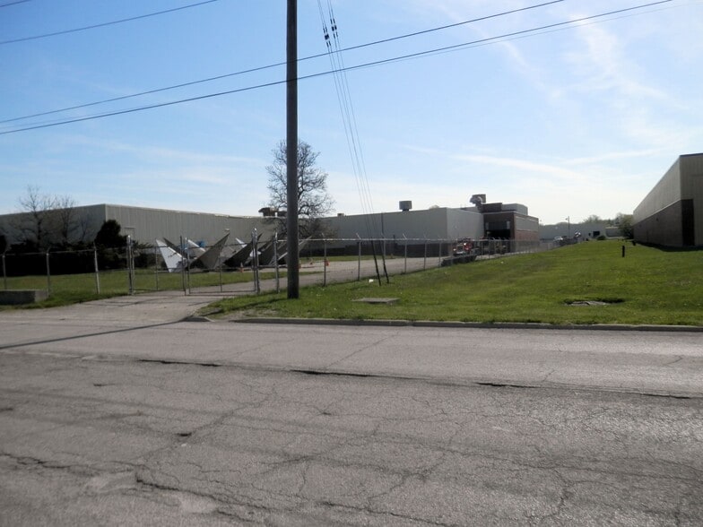 4200 Benefit Ave, Ashtabula, OH for sale - Building Photo - Image 2 of 45