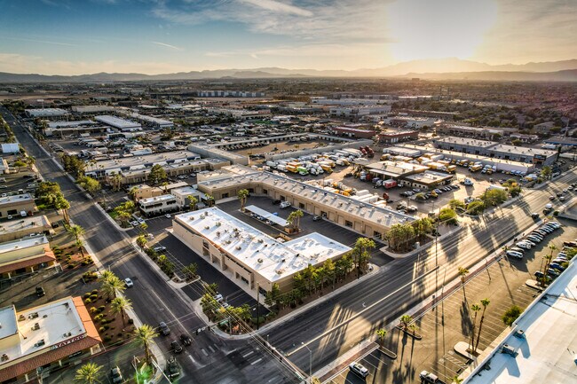 Plus de détails pour 5321 Cameron St, Las Vegas, NV - Commerce de détail à louer
