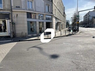 Plus de détails pour Commerce de détail à louer