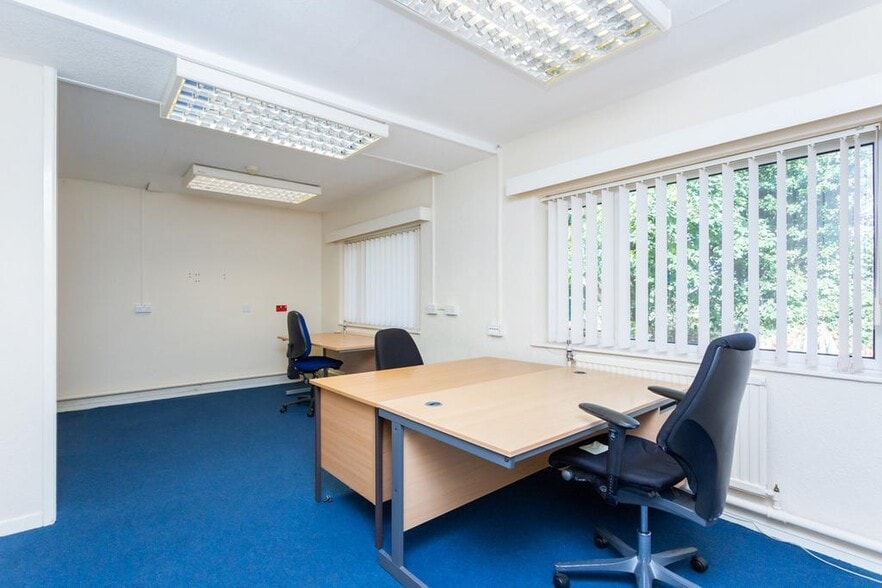 Howick Park Ave, Penwortham for lease - Building Photo - Image 2 of 19