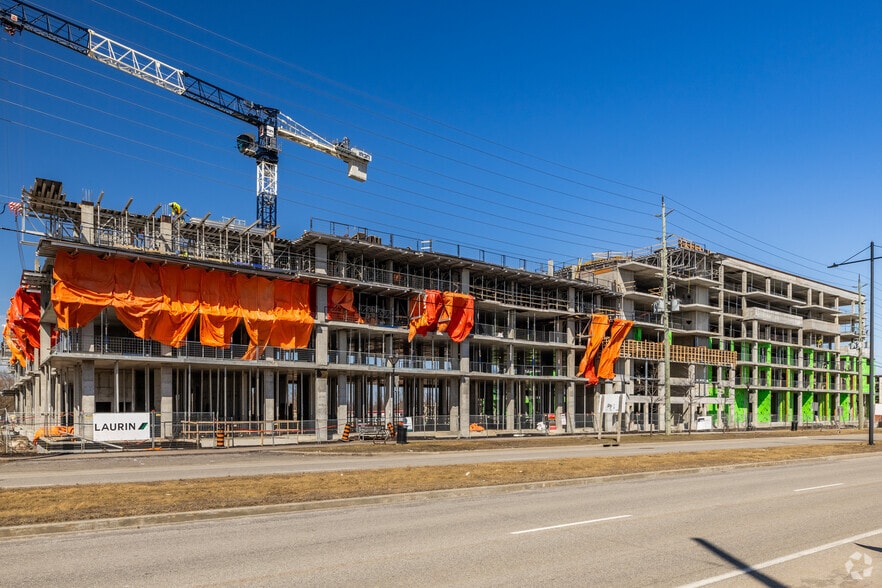 20 Cedarow Crt, Ottawa, ON à louer - Photo du bâtiment - Image 3 de 3