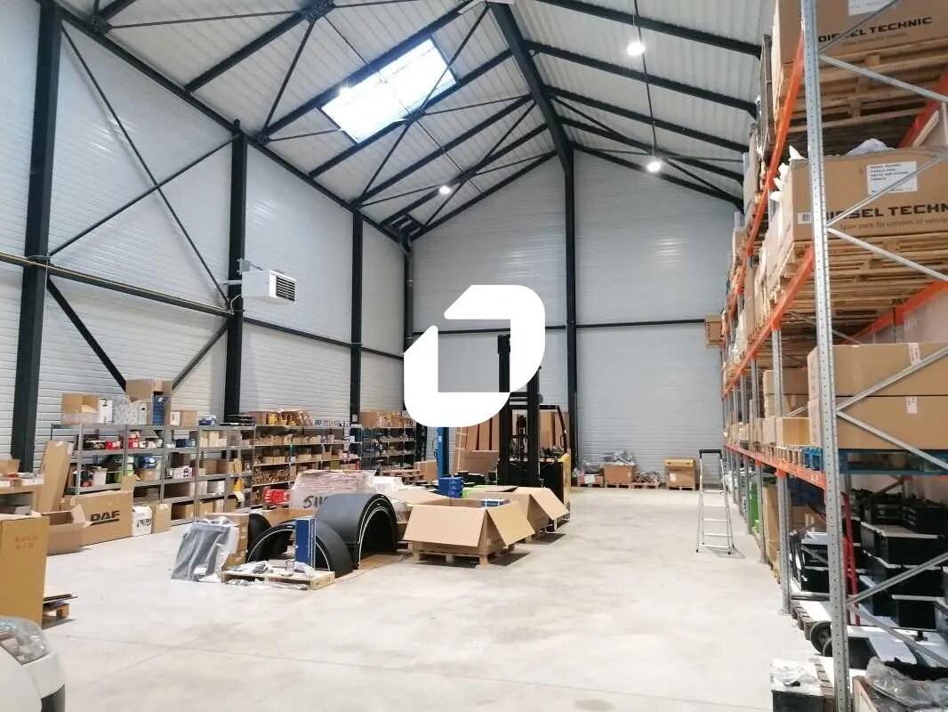 Local d'activités dans Cormeilles-en-Parisis à vendre Photo intérieure- Image 1 de 8