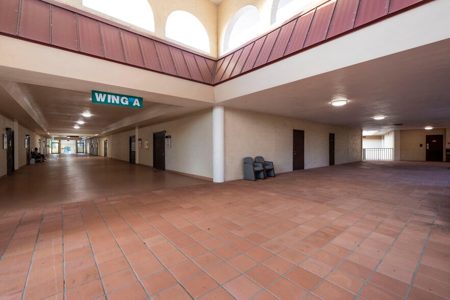 1801 SE Hillmoor Dr, Port Saint Lucie, FL for lease - Interior Photo - Image 2 of 66