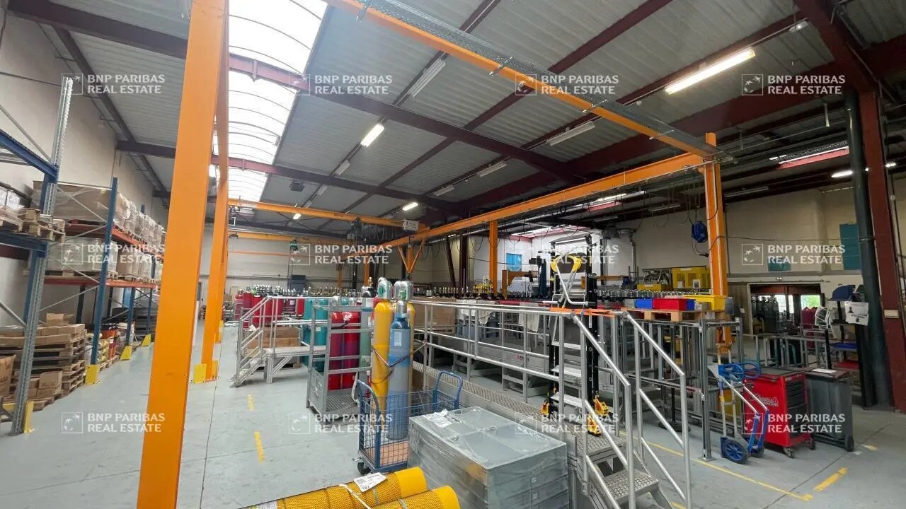 Flex dans Buc à louer Photo du bâtiment- Image 1 de 16