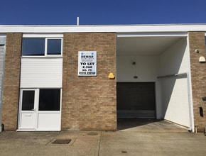 The Causeway, Maldon for lease Building Photo- Image 1 of 2