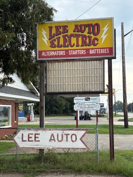 1025 E Huron Ave, Bad Axe, MI for sale - Pylon Photo - Image 3 of 4