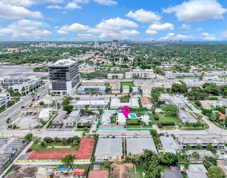 703-713 NE 7th St, Hallandale Beach, FL à vendre - Photo du bâtiment - Image 2 de 8