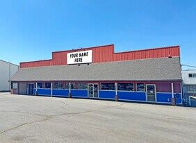 Large Retail Building - Entrepôt