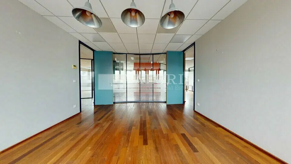 Bureau dans Écully à louer - Photo intérieure - Image 3 de 12