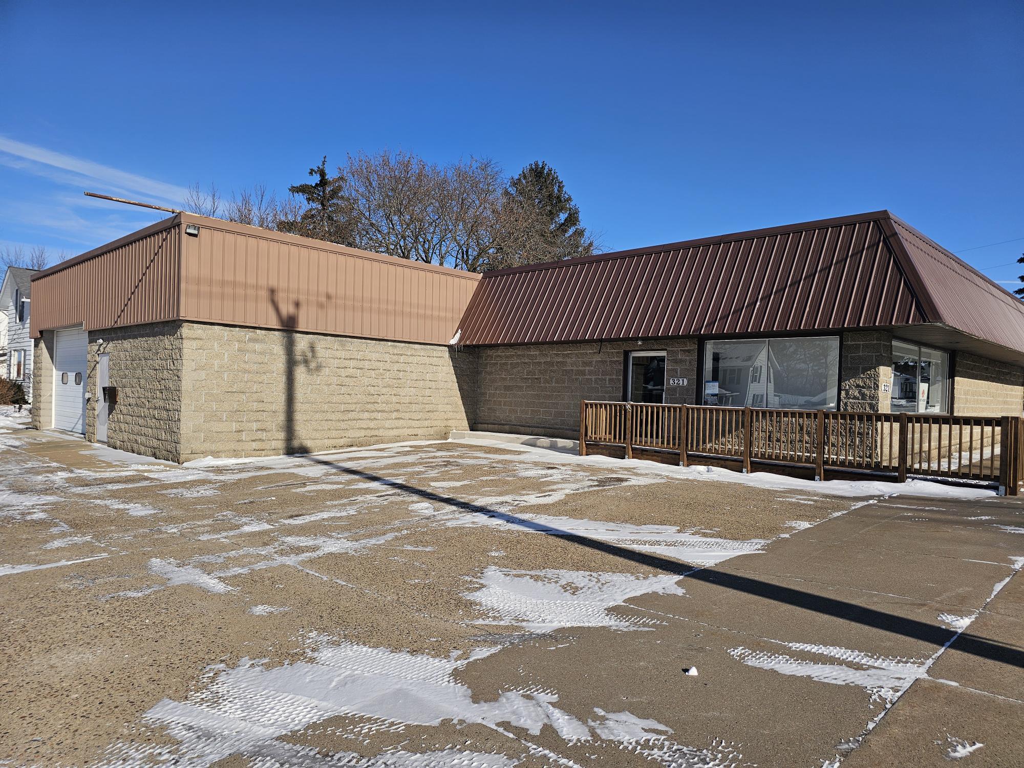 321 W Clifton St, Tomah, WI for sale Primary Photo- Image 1 of 17