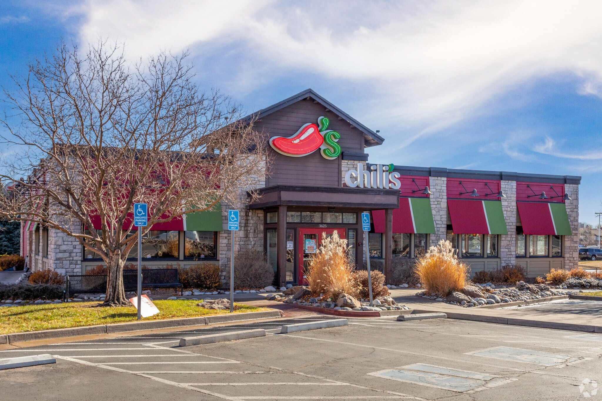 3625 S Monaco Pky, Denver, CO for lease Primary Photo- Image 1 of 7