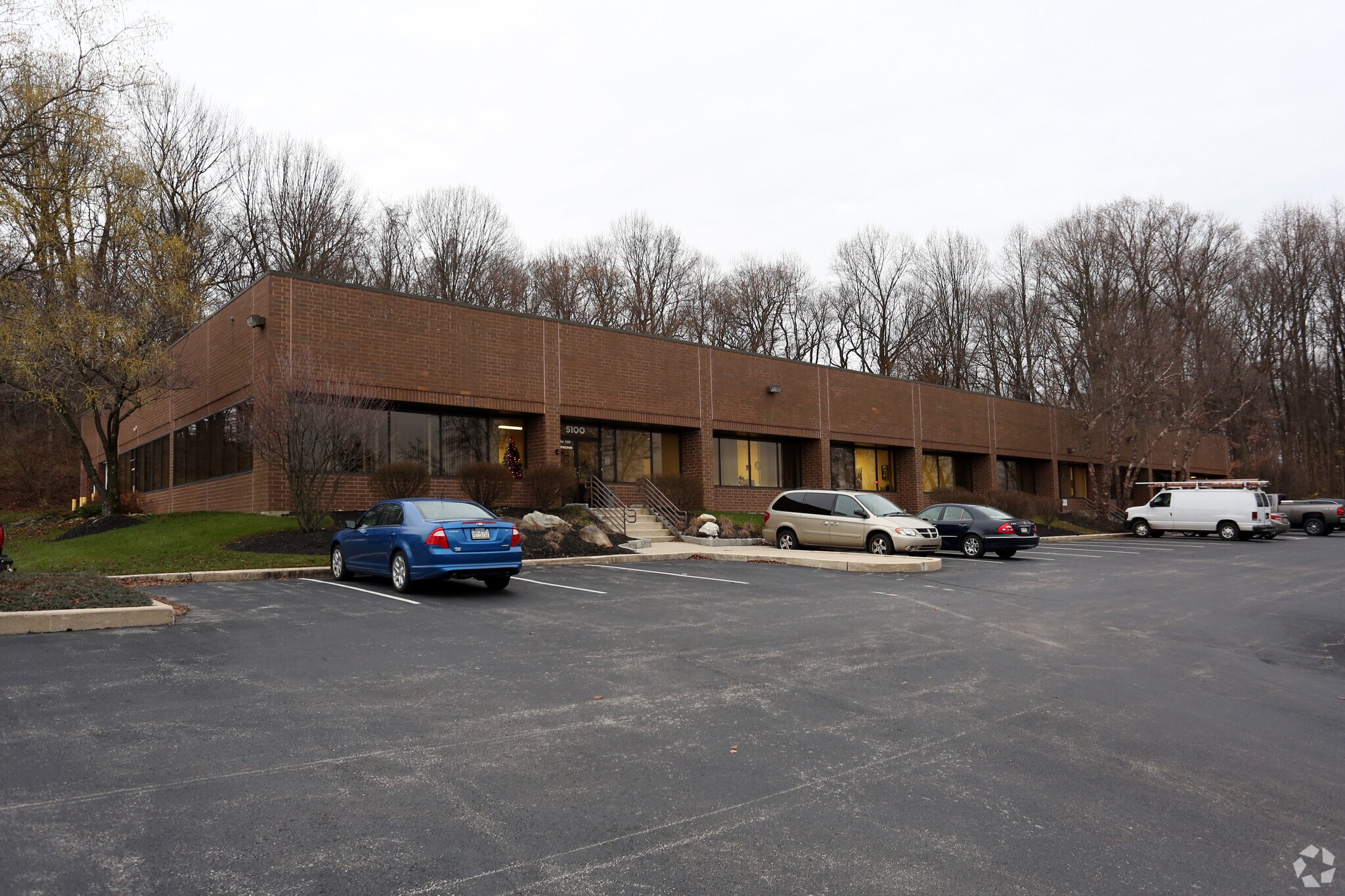 5100 Campus Dr, Plymouth Meeting, PA for lease Primary Photo- Image 1 of 5