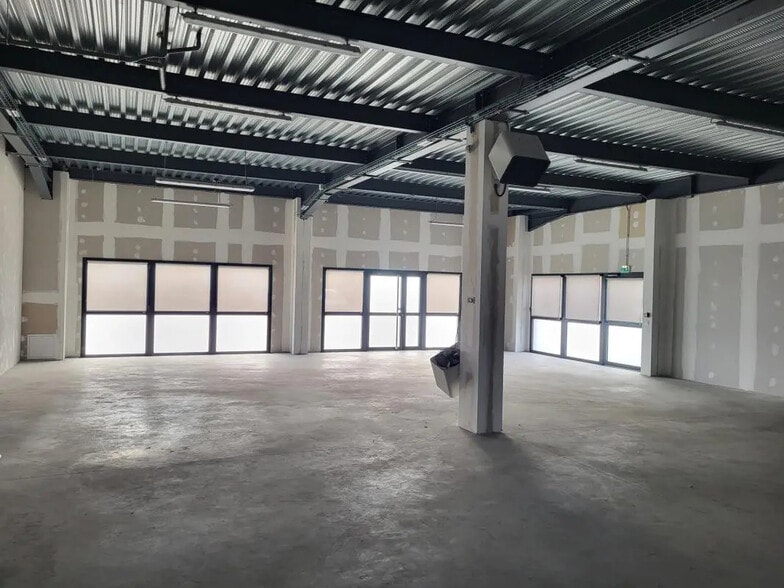 Flex dans Saint-Priest à louer - Photo intérieure - Image 3 de 5