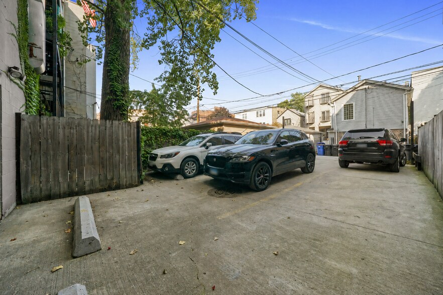 907 N Damen Ave, Chicago, IL à louer - Photo du bâtiment - Image 3 de 34