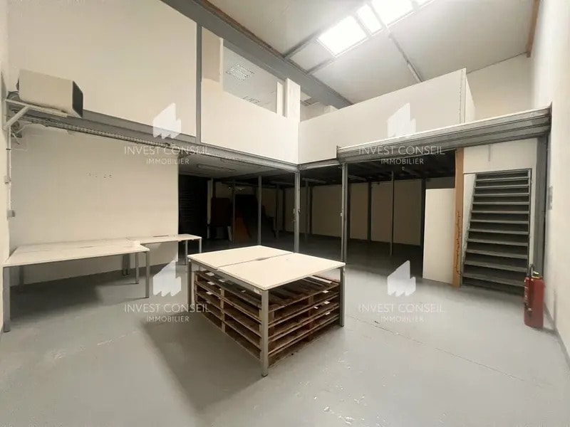 25 Rue Des Alouettes, Eaubonne for lease Interior Photo- Image 1 of 9