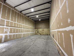 1440 N Nova Rd, Daytona Beach, FL à louer Photo intérieure- Image 1 de 3